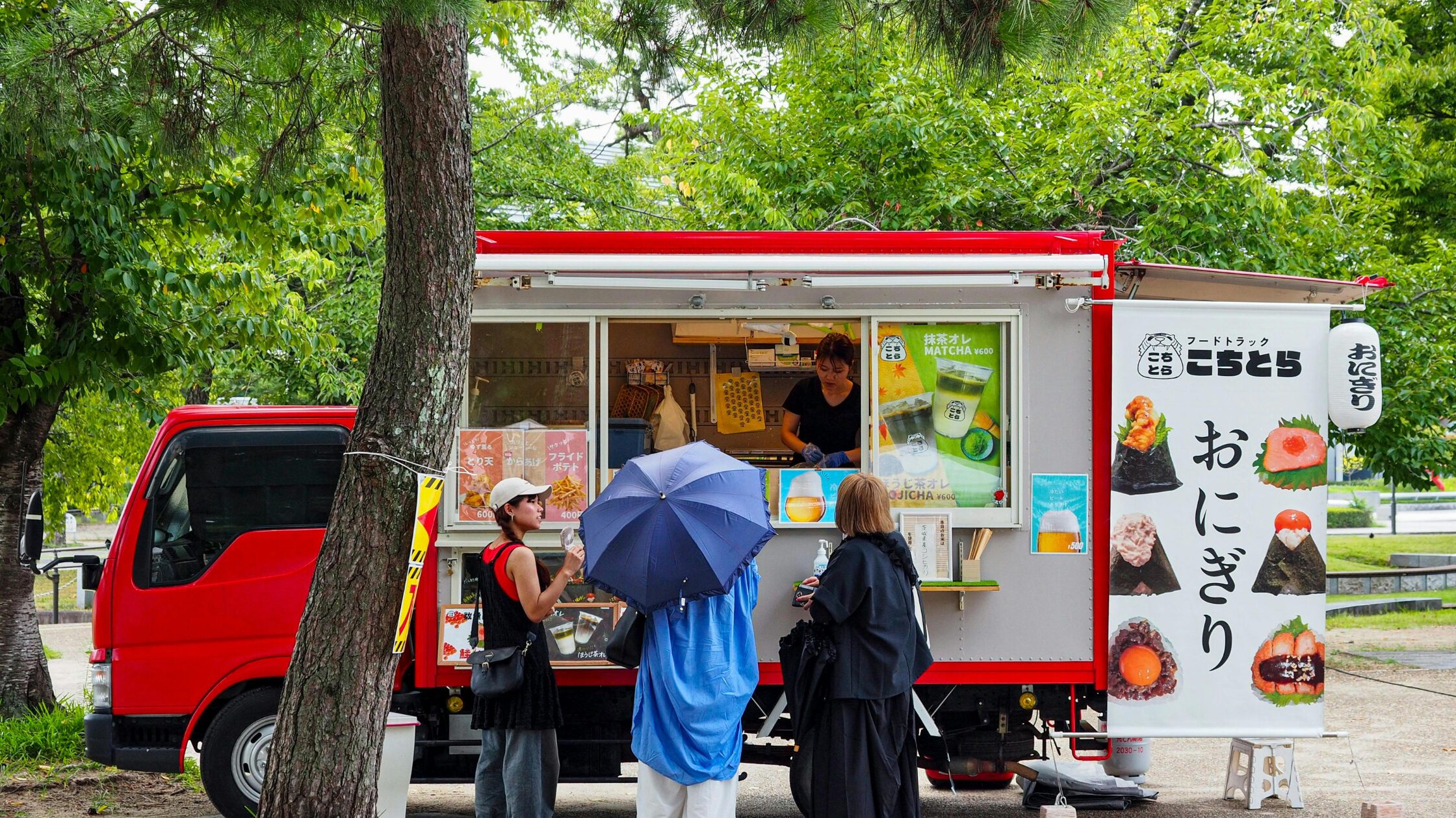 徳が人を呼ぶ集客術：依存しない、だまさない、信頼で集まる